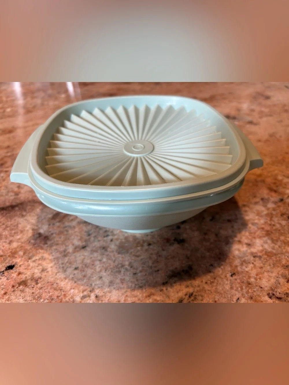 Tupperware #840-2 /841A-2 Light Seafoam Green 6” Servalier Storage Bowl